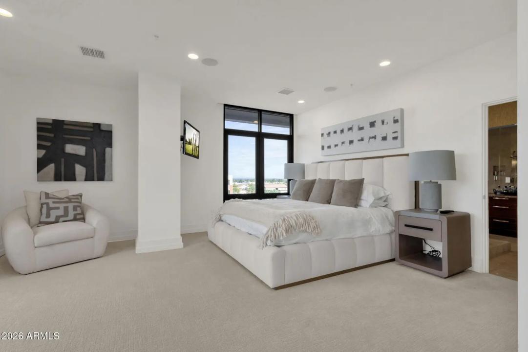 Real Estate Picture 57