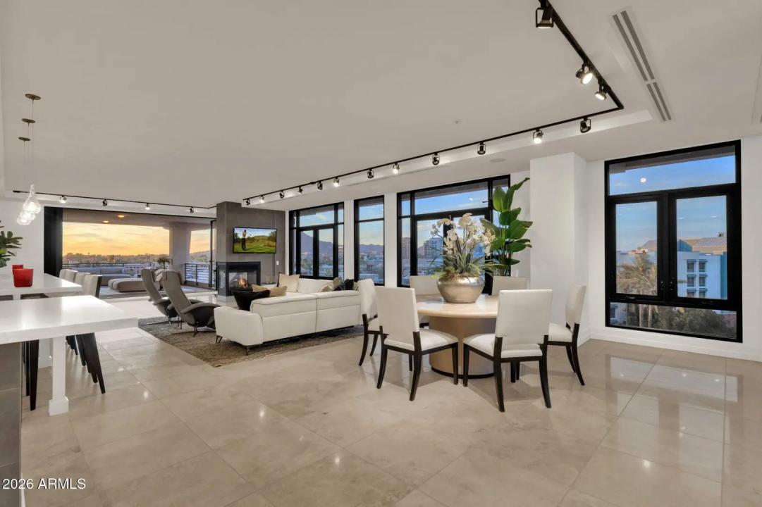 Real Estate Picture 72