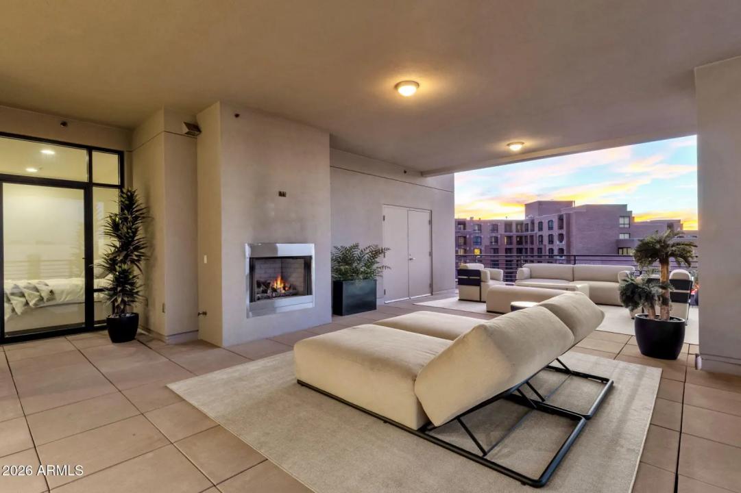 Real Estate Picture 128