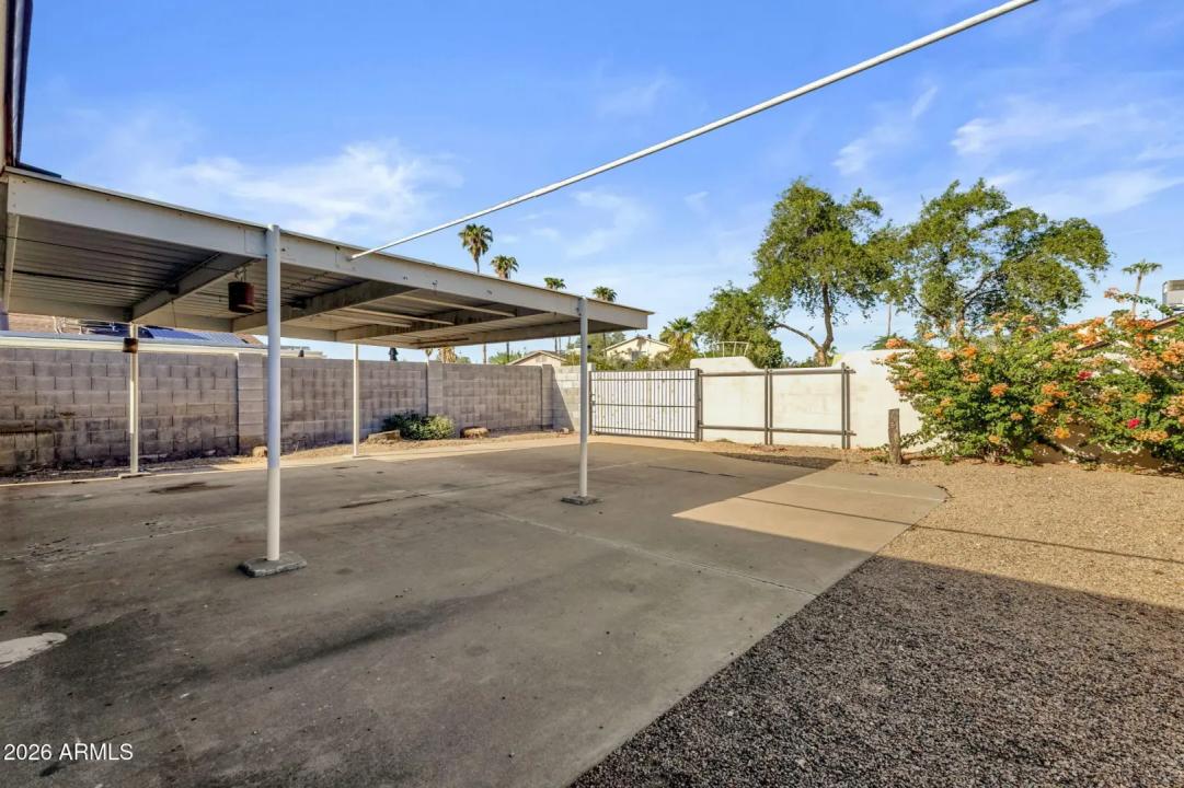 Real Estate Picture 21