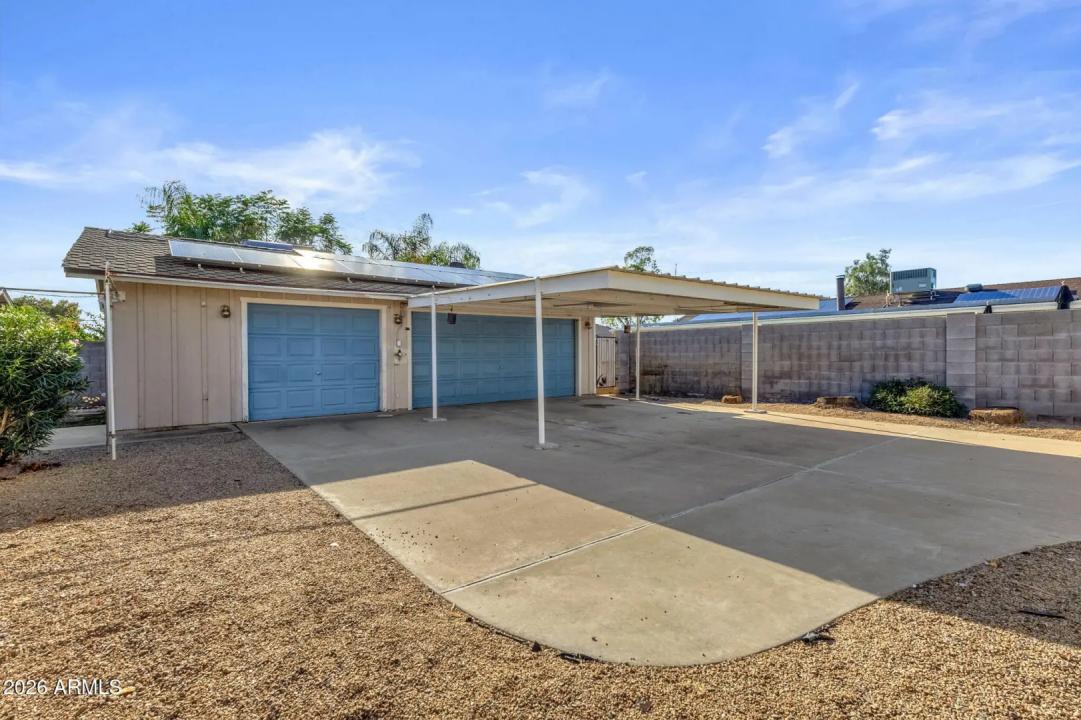 Real Estate Picture 2