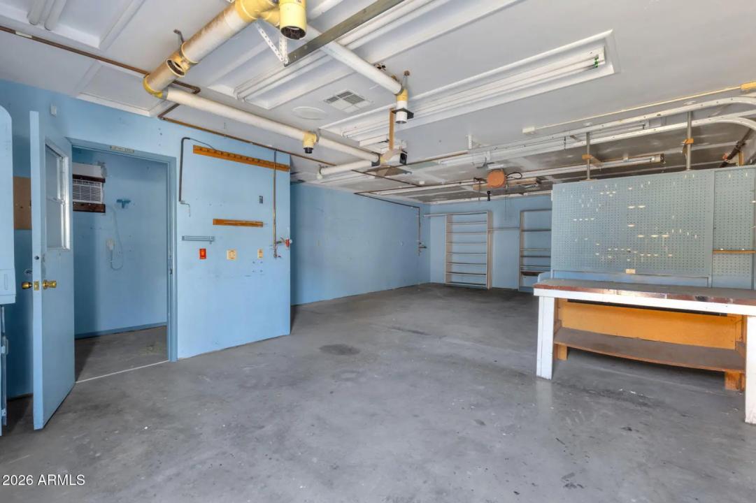 Real Estate Picture 25