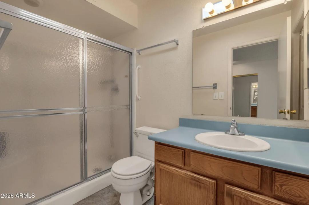 Real Estate Picture 12