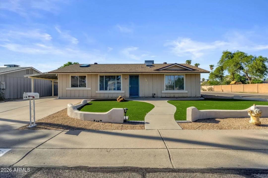 Real Estate Picture 1