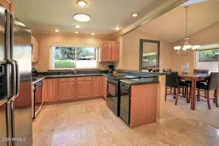 Real Estate Picture 5