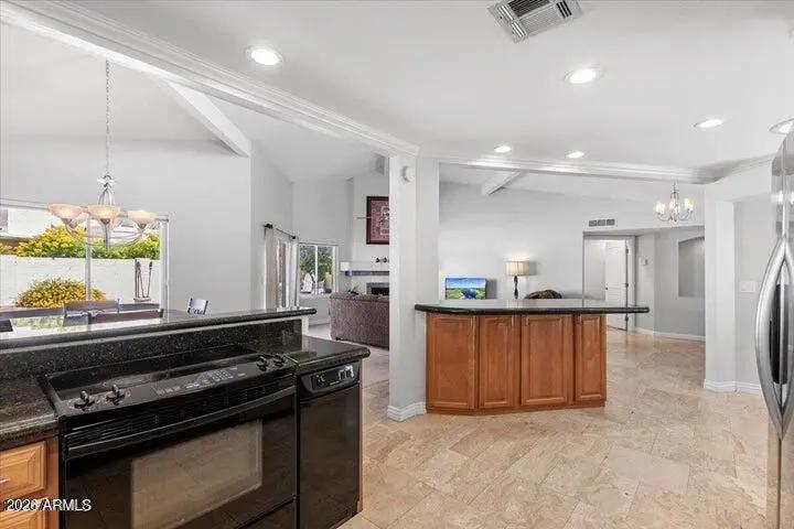 Real Estate Picture 13