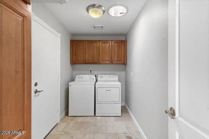 Real Estate Picture 24