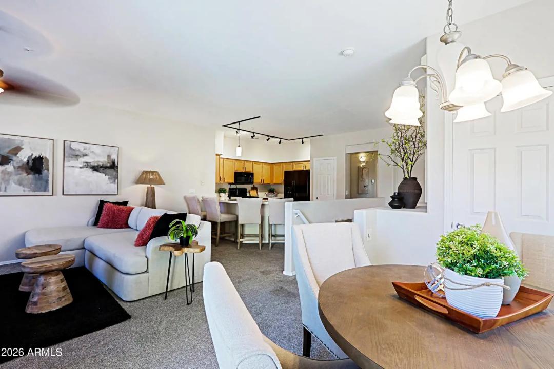 Real Estate Picture 16