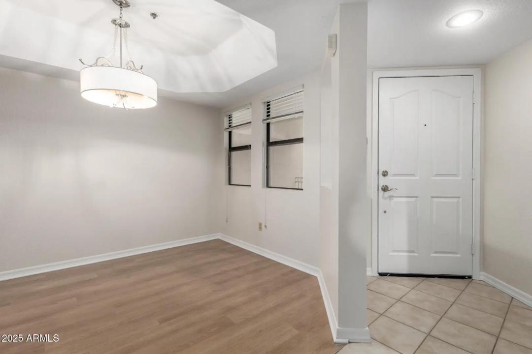 Real Estate Picture 5