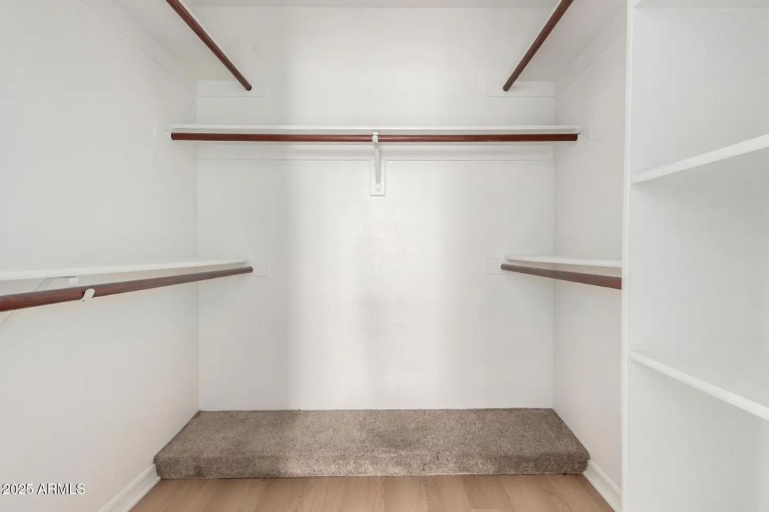 Real Estate Picture 23