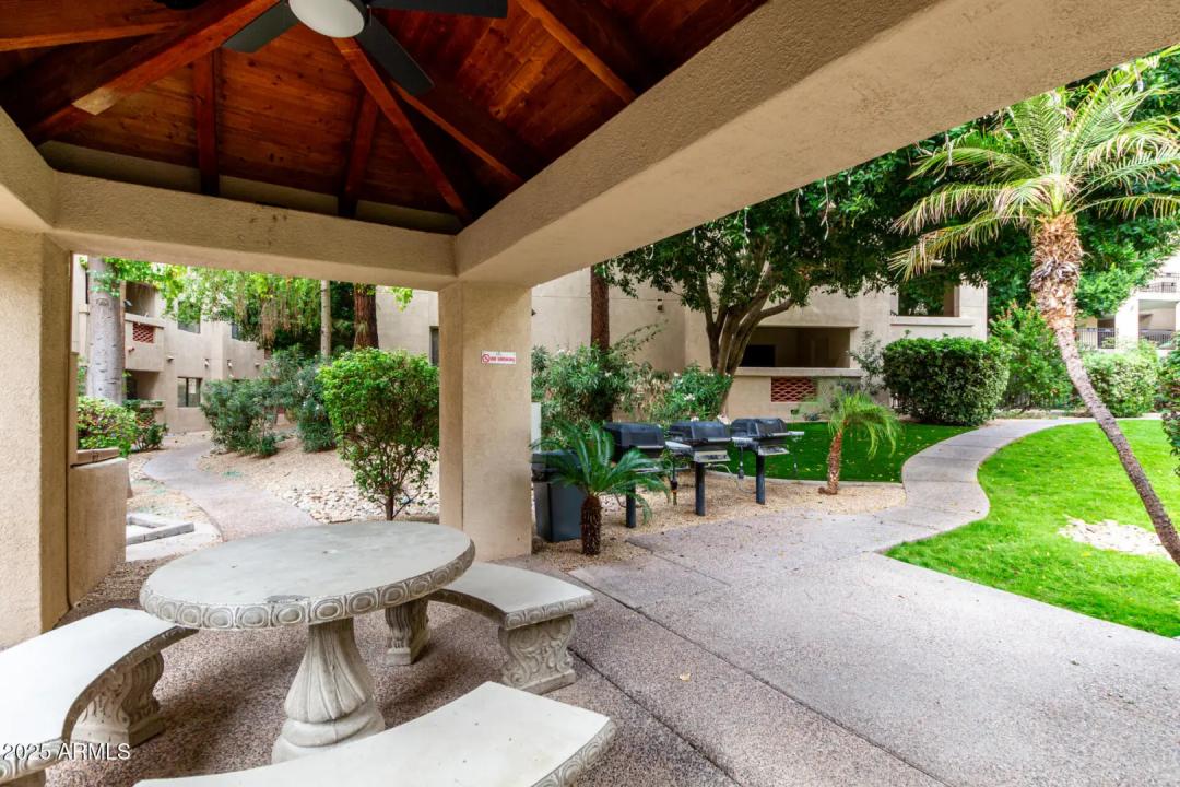 Real Estate Picture 29