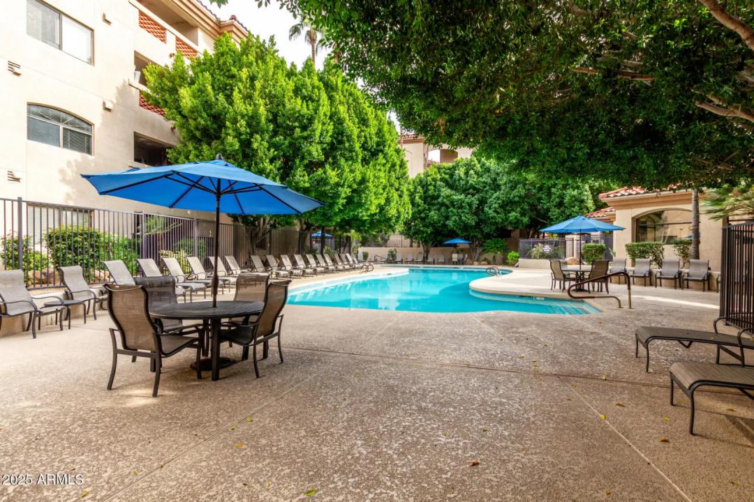 Real Estate Picture 30