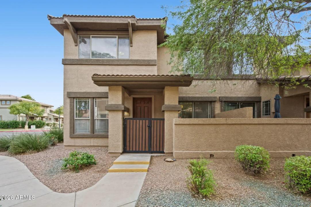 Real Estate Picture 1