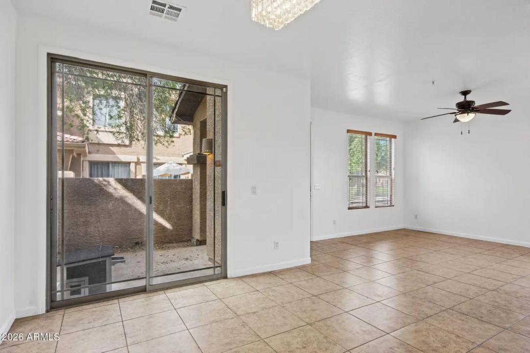 Real Estate Picture 13