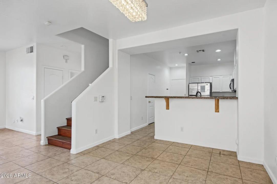 Real Estate Picture 19
