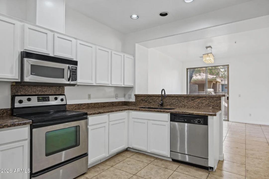 Real Estate Picture 8