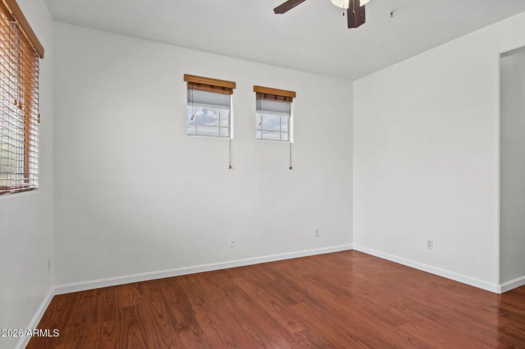 Real Estate Picture 22
