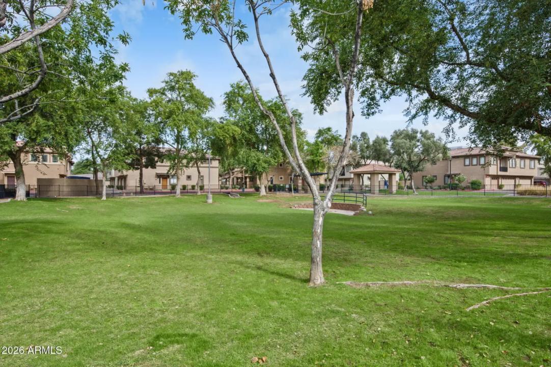 Real Estate Picture 35