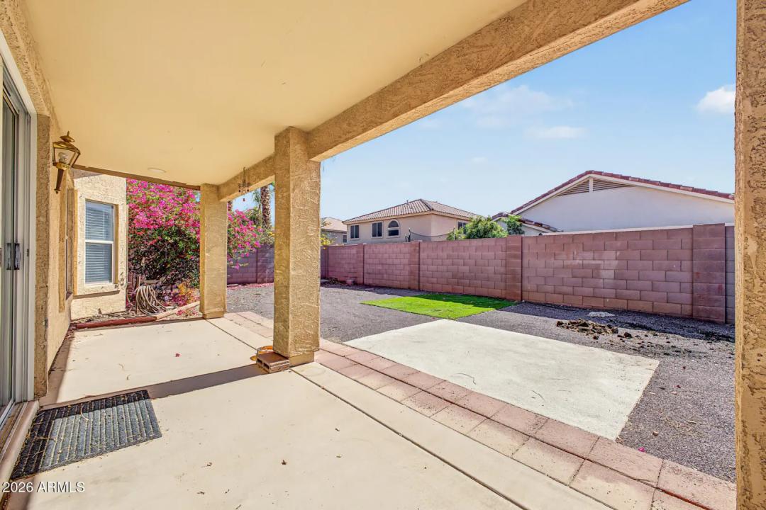 Real Estate Picture 29