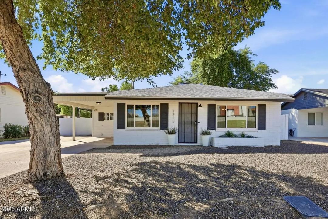 7715 E Earll Drive Scottsdale AZ 85251
