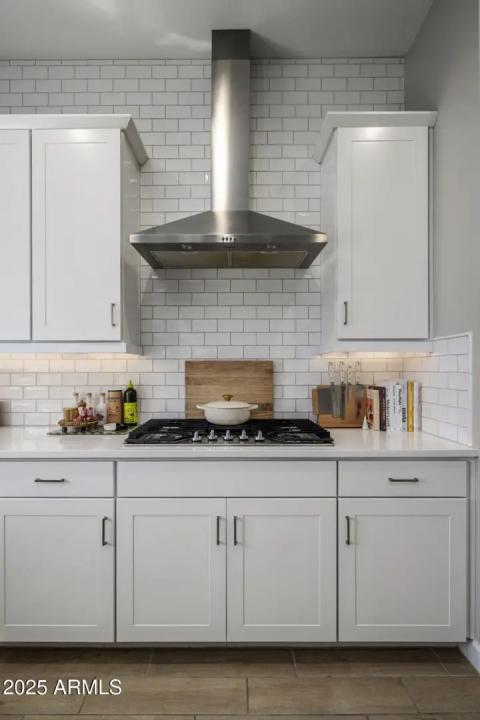 Real Estate Picture 14
