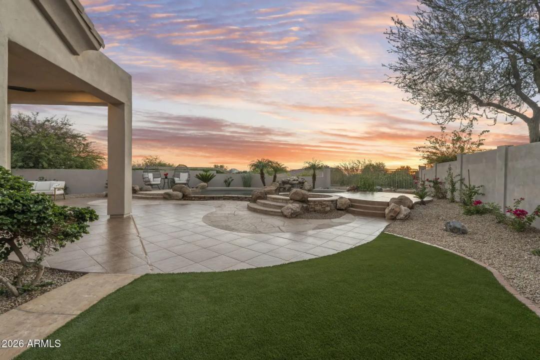 Real Estate Picture 19