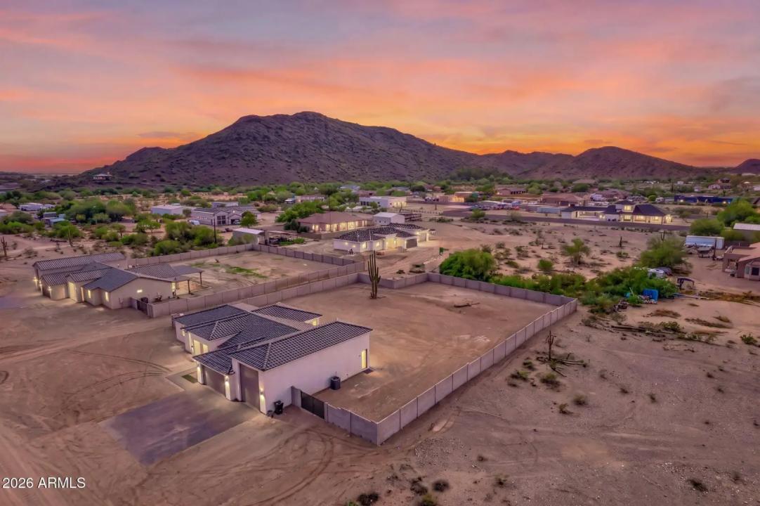 Real Estate Picture 53