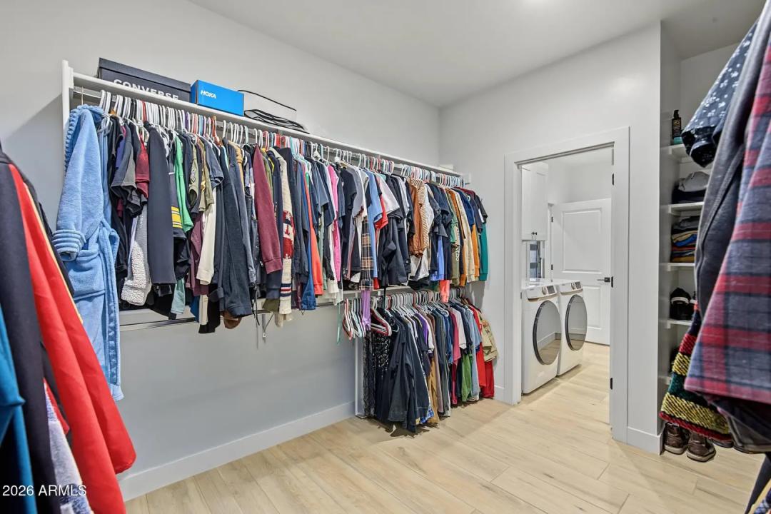 Real Estate Picture 27
