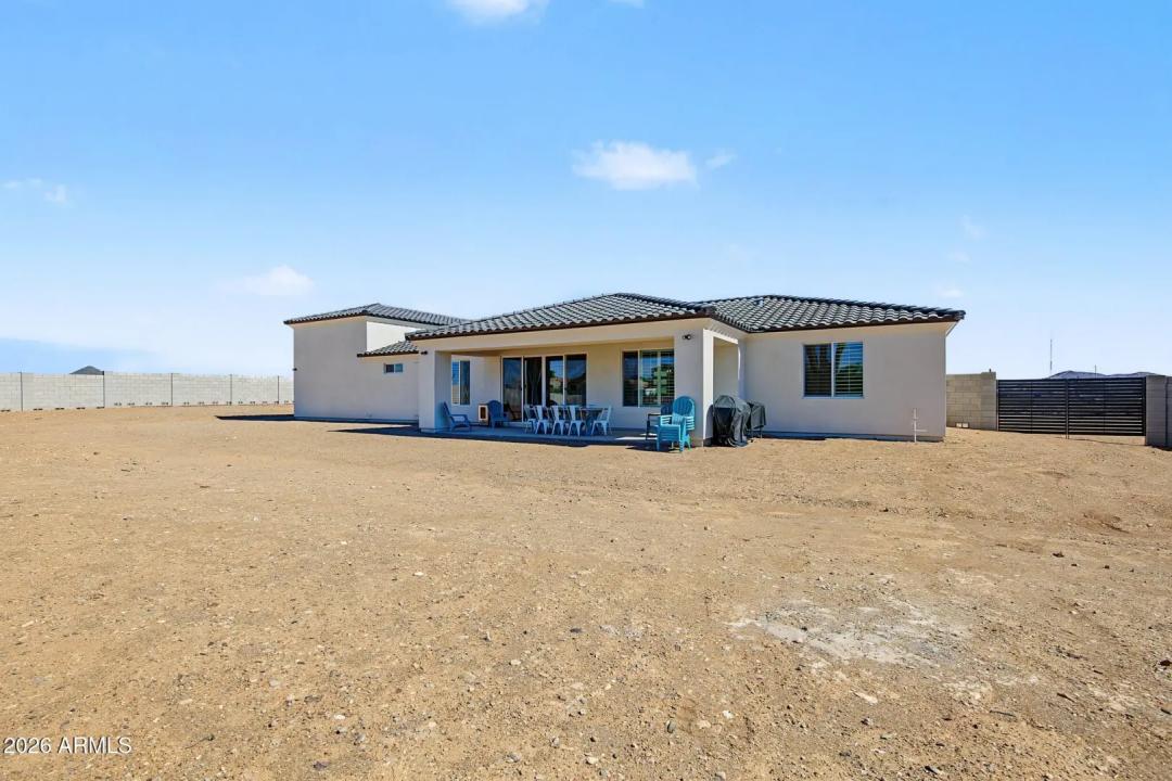 Real Estate Picture 50