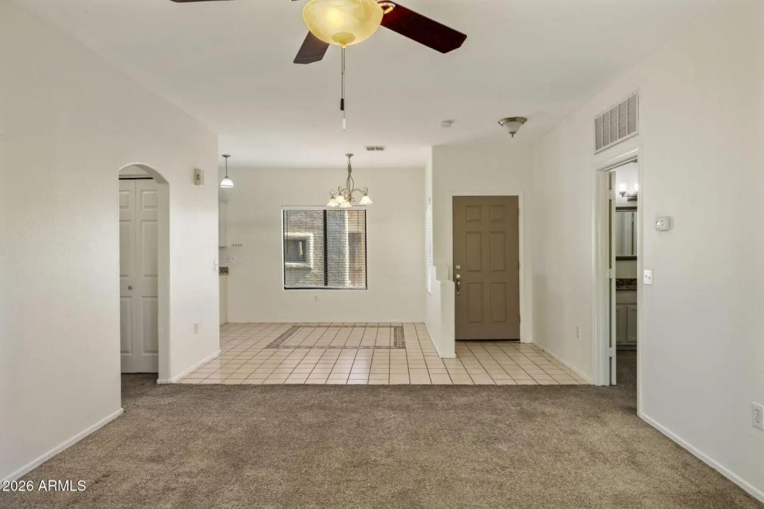 Real Estate Picture 4