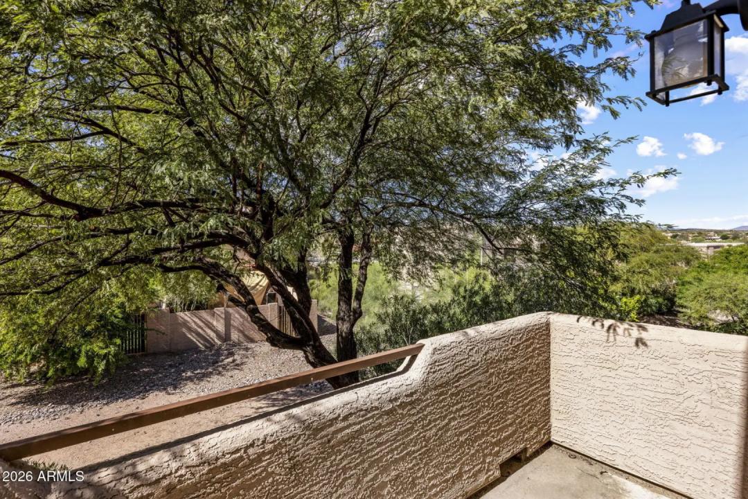 Real Estate Picture 16