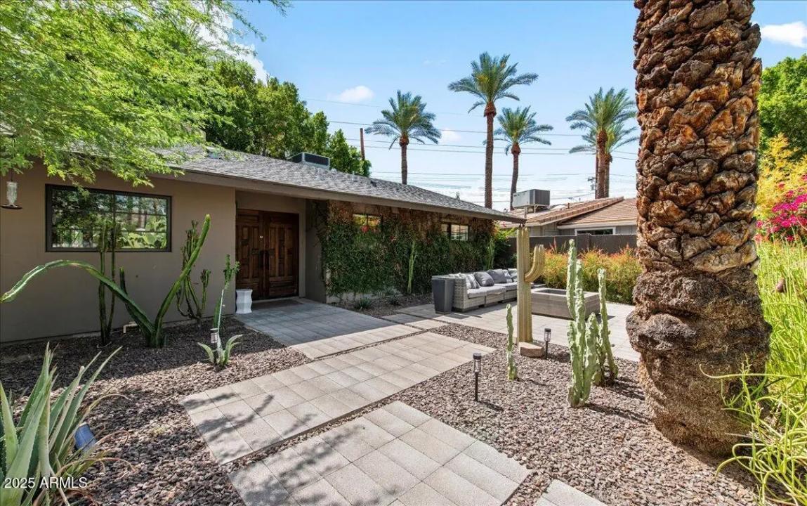 Real Estate Picture 1