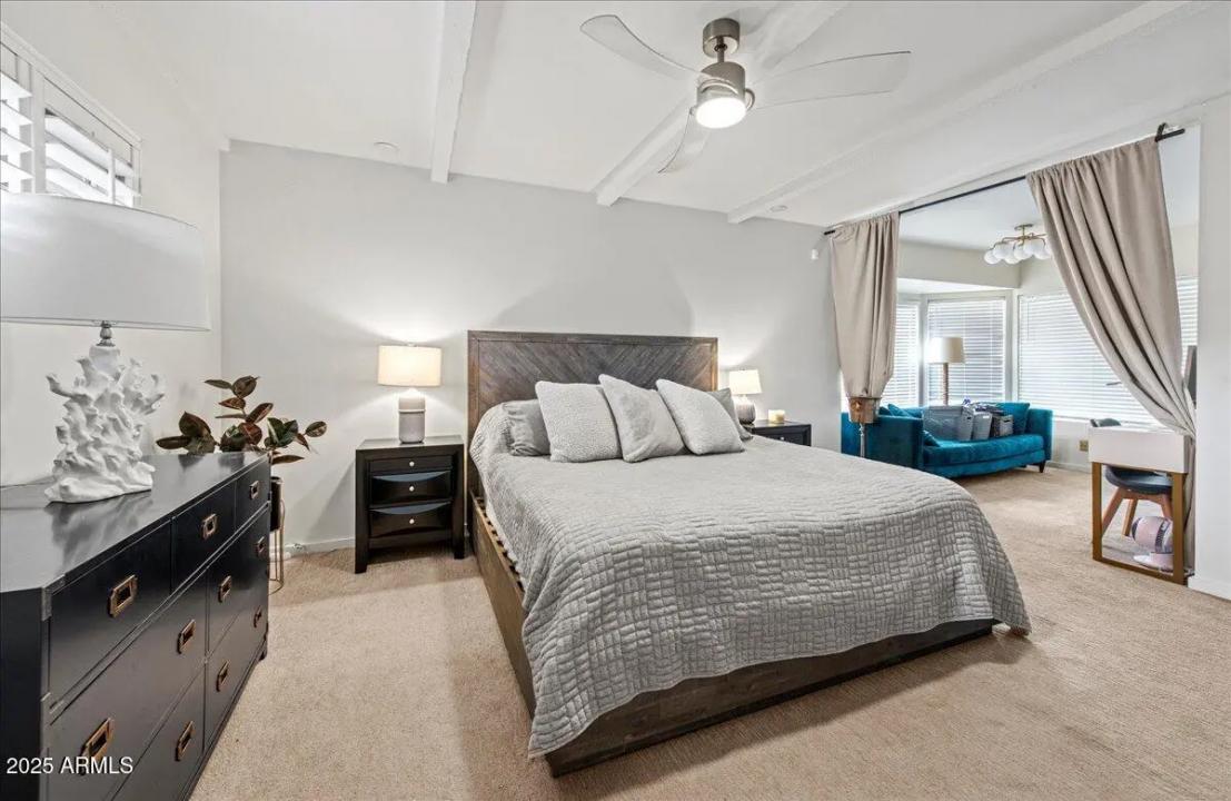Real Estate Picture 18