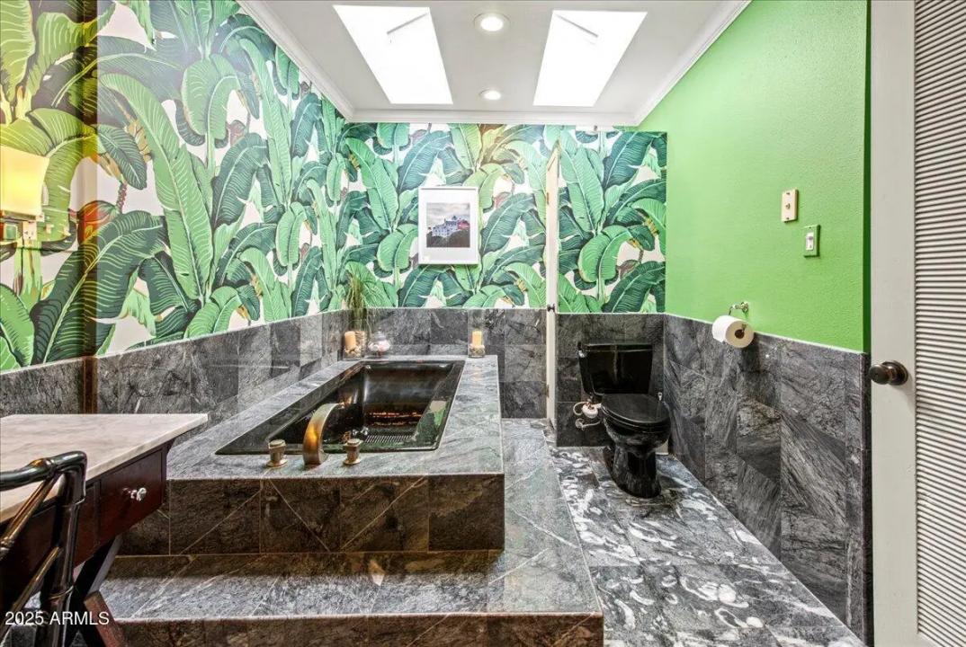 Real Estate Picture 20