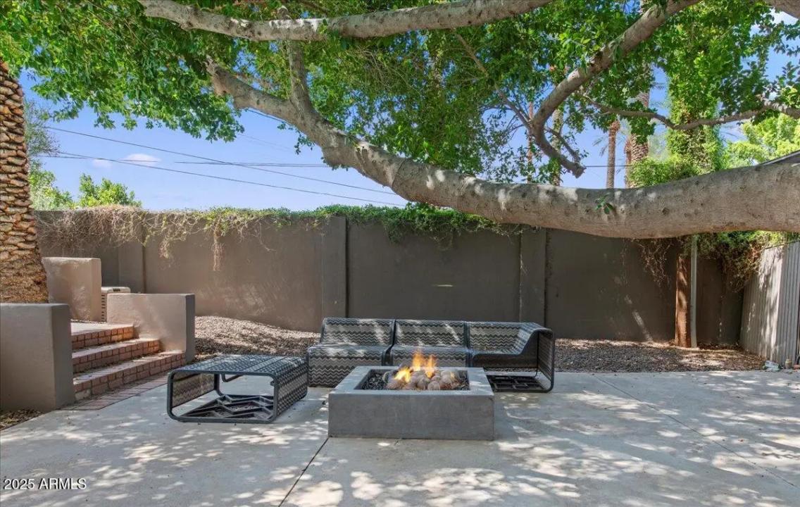 Real Estate Picture 26