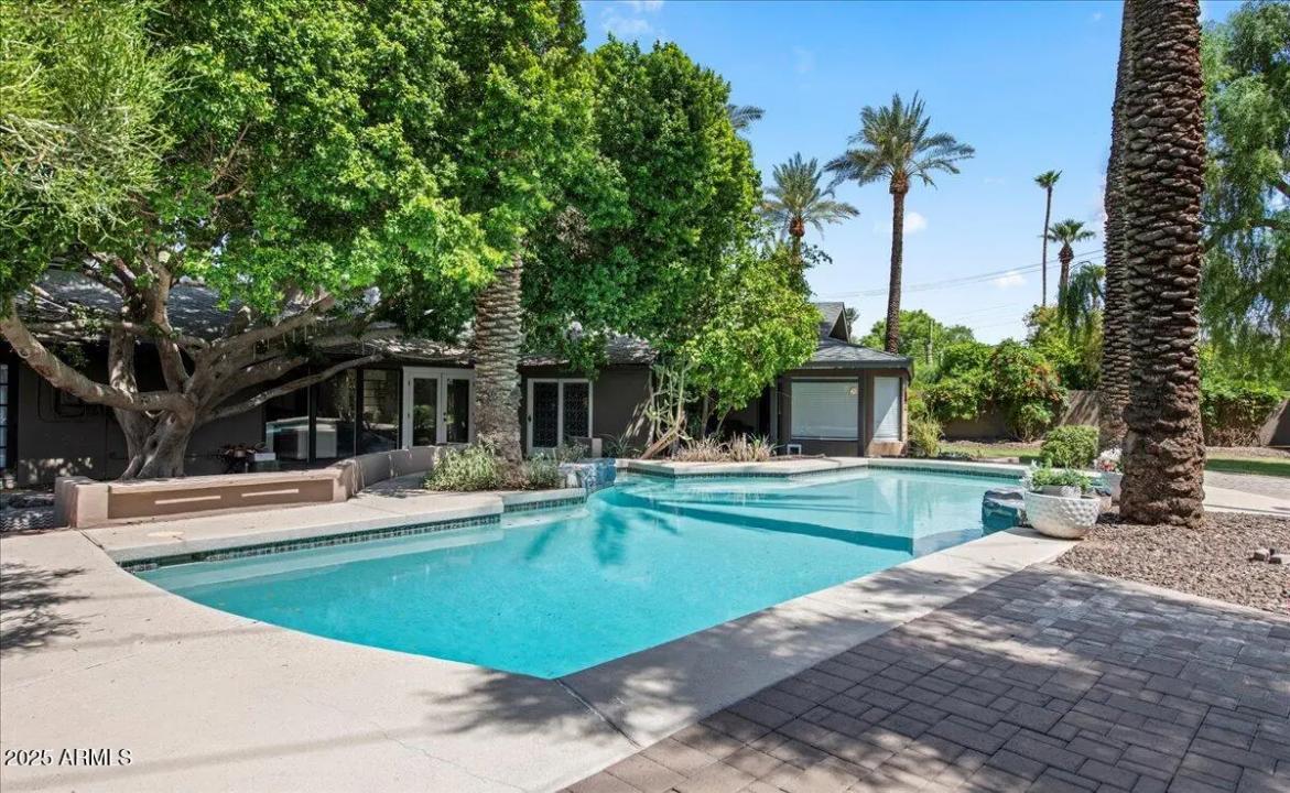 Real Estate Picture 29