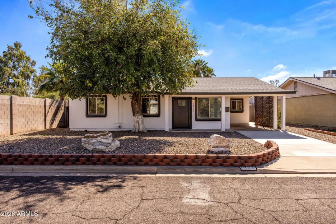 Real Estate Picture 1