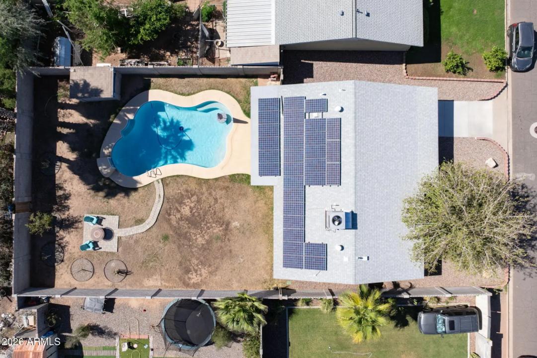 Real Estate Picture 17