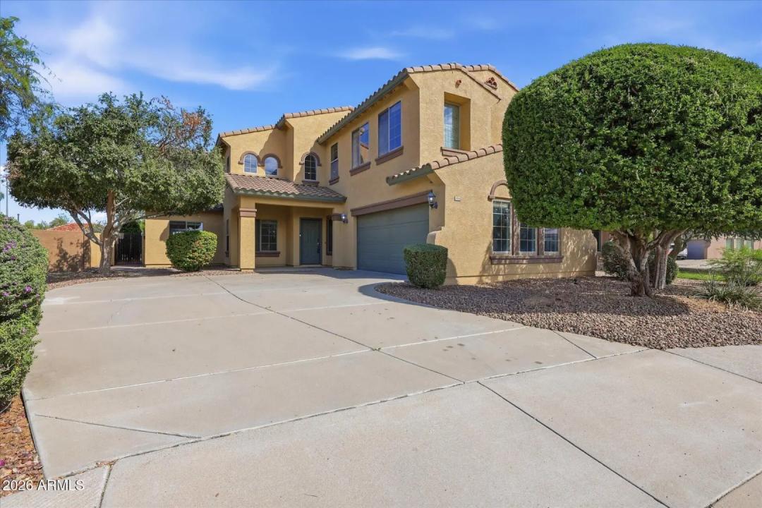 Real Estate Picture 1