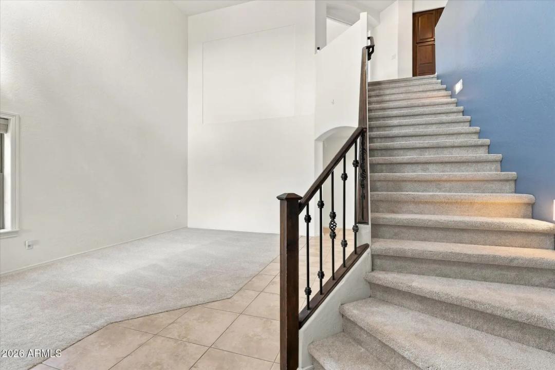 Real Estate Picture 5