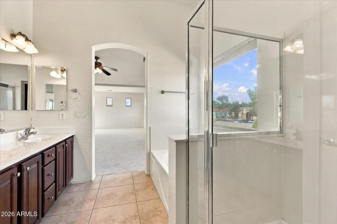 Real Estate Picture 35