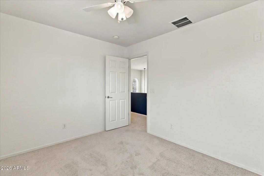 Real Estate Picture 39