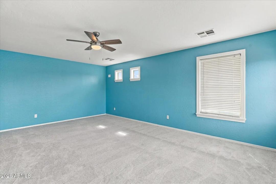 Real Estate Picture 42