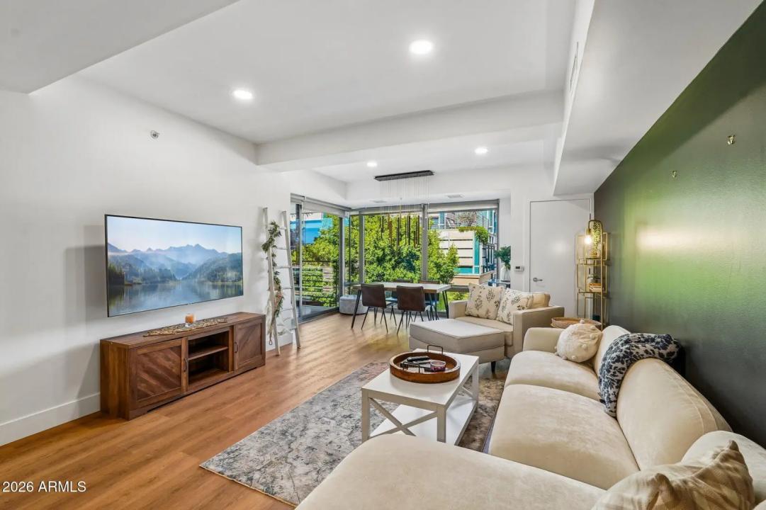 Real Estate Picture 2