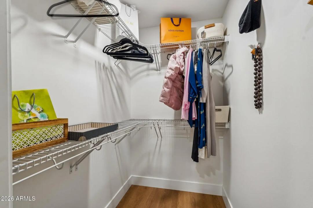 Real Estate Picture 18