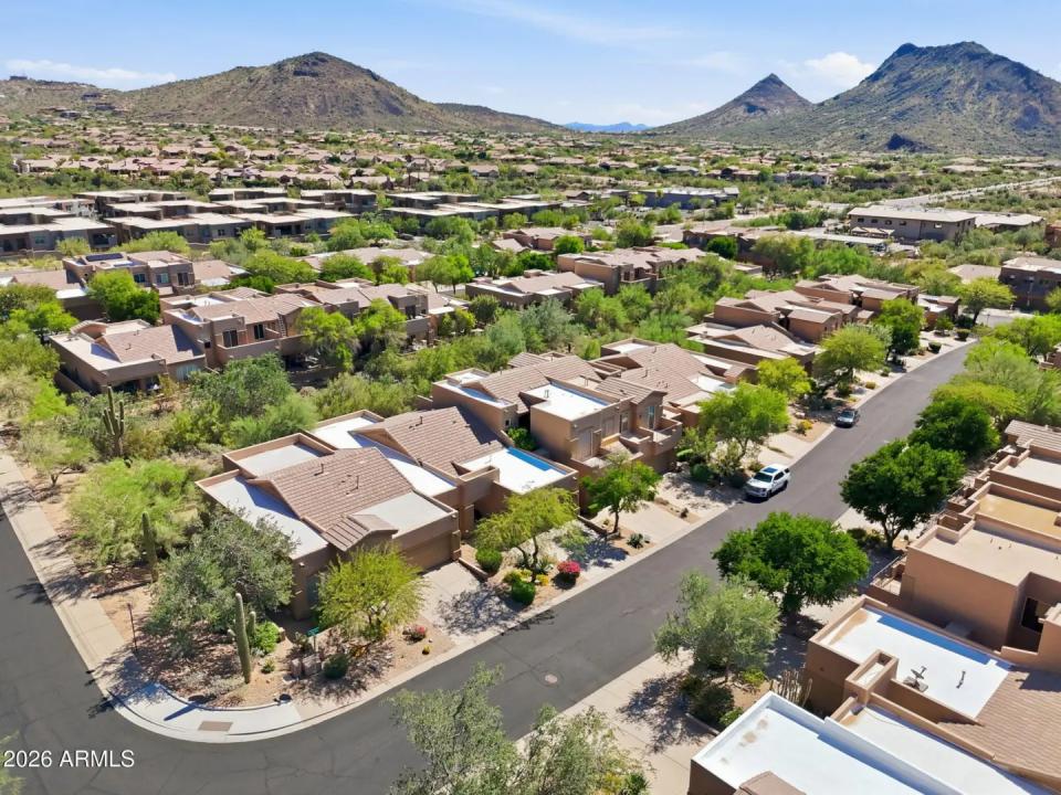 Real Estate Picture 45