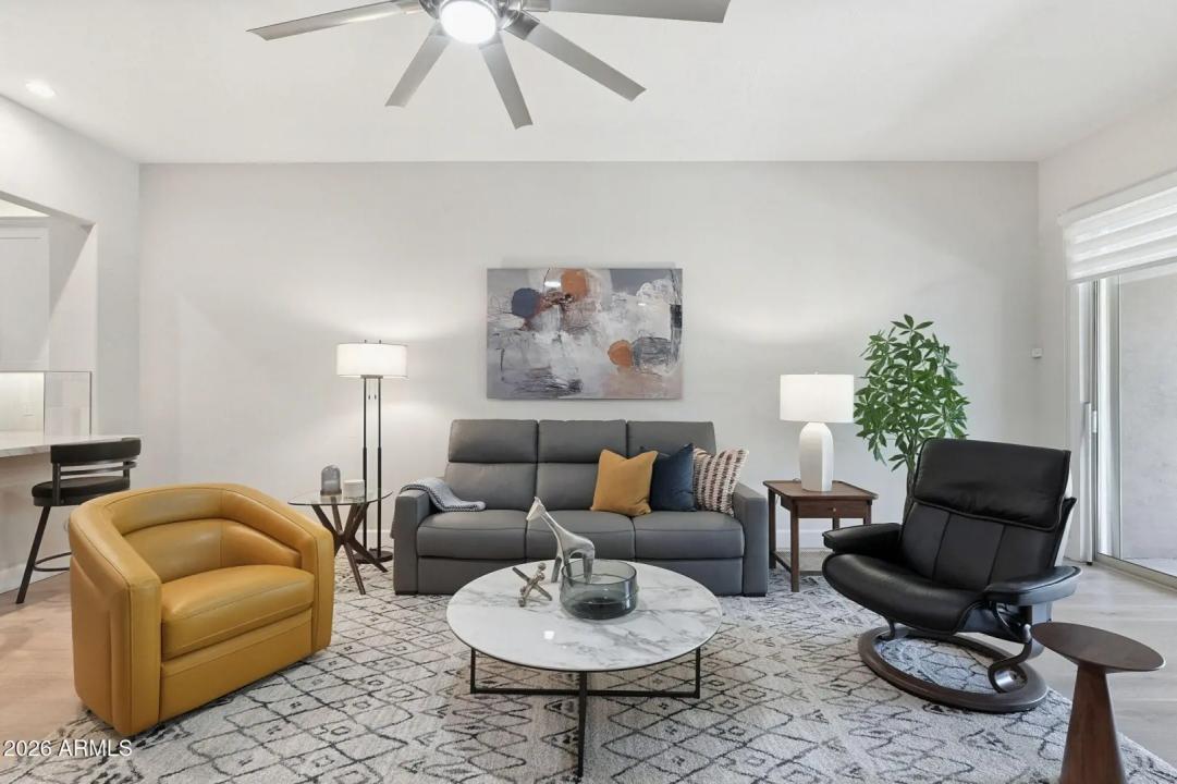 Real Estate Picture 15