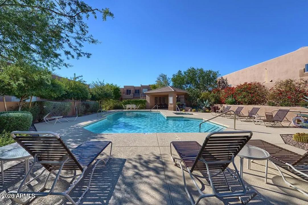Real Estate Picture 40