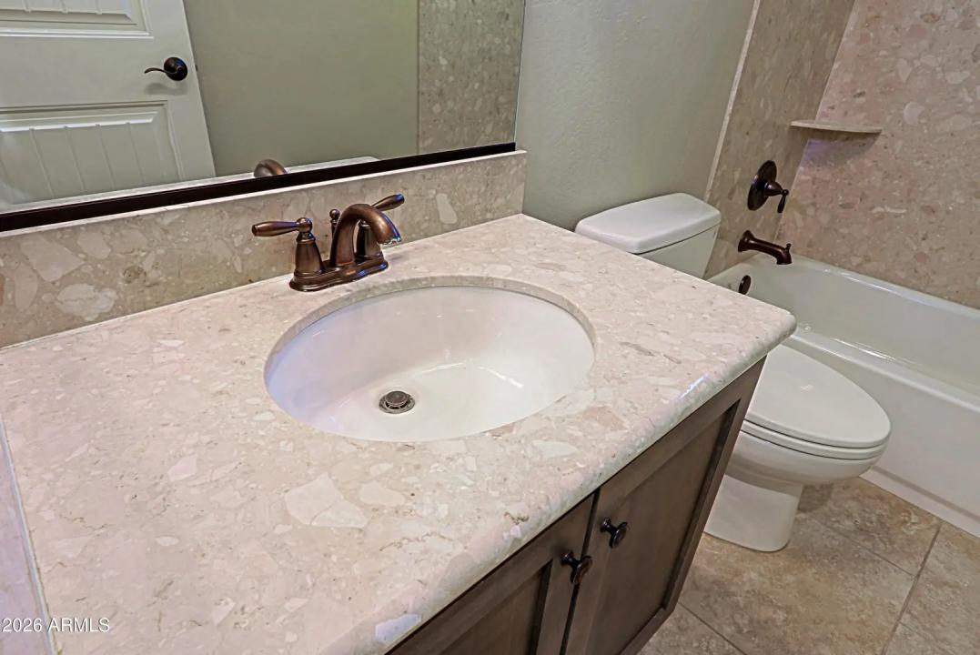 Real Estate Picture 34