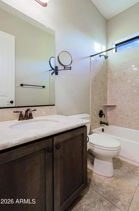 Real Estate Picture 36